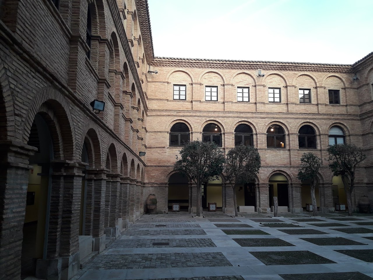 Edificio Castel Ruiz